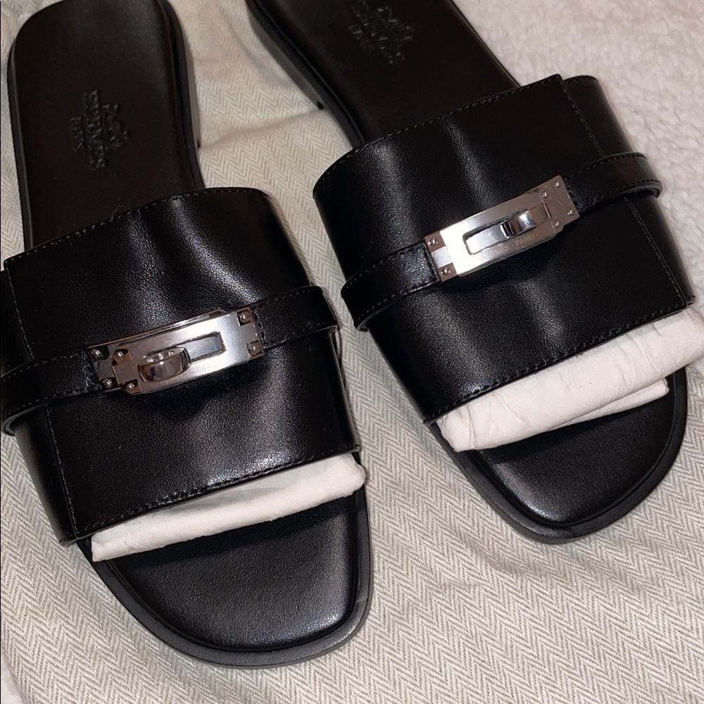 Hermes GIULIA SANDAL Black/Silver Buckle